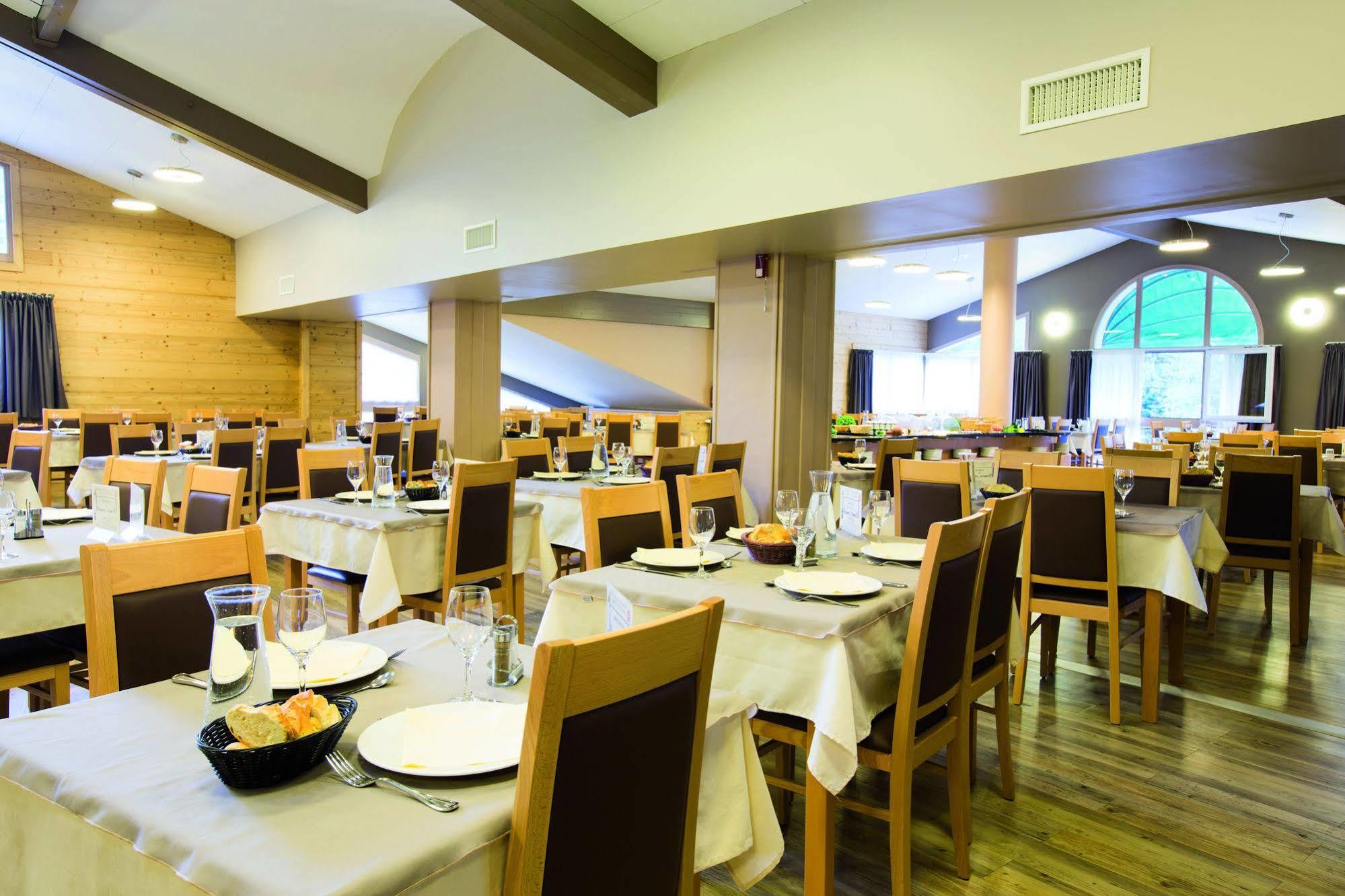 Club Vacances Bleues Les Alpes D'Azur Ла-Саль-лез-Альп Экстерьер фото