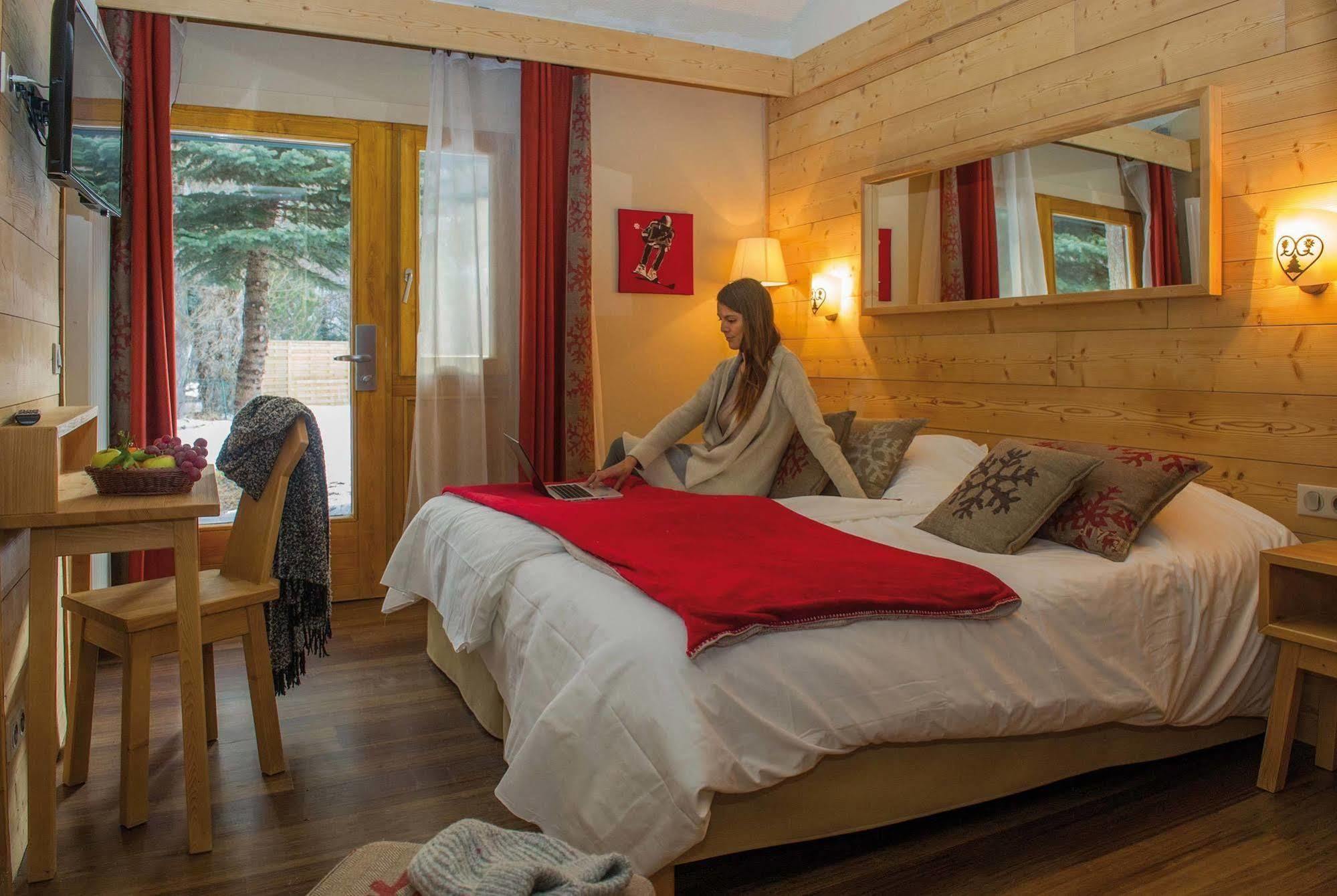 Club Vacances Bleues Les Alpes D'Azur Ла-Саль-лез-Альп Экстерьер фото